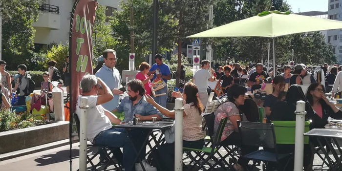 Au Vide-grenier de l’association de quartier Interlude